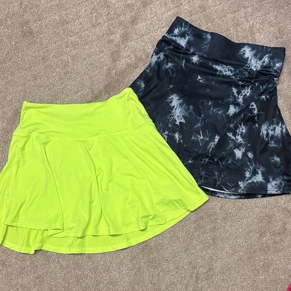 Women's Skirt Set - Neon Green and Black Tie-Dye- Size Medium - Picture 1 of 3
